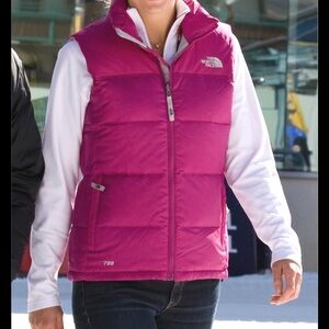 The north face puffer vest size medium women